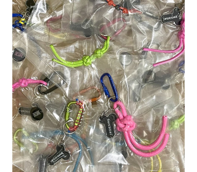 Брелок "I love Desire" в ассортименте с подвесом model-19 (розовый с бусинами) Брелок "I love Desire" в ассортименте с подвесом model-19 (розовый с бусинами)