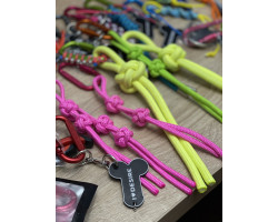 Брелок "I love Desire" в ассортименте с подвесом model-06 (голубой с желто-голубым шнуром)-foto4