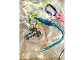 Брелок "I love Desire" в ассортименте с подвесом model-03 (зеленый с синим шнуром)-foto4