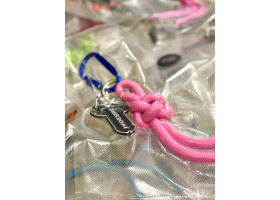 Брелок "I love Desire" в ассортименте с подвесом model-08 (стальной с черным шнуром)-foto5