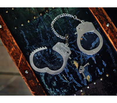 Настоящие металлические наручники (Be Mine) (One Size)