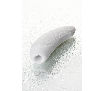 Вакуумно-волновой стимулятор Satisfyer Curvy 1+ с возможностью управления через приложение - белый Вакуумно-волновой стимулятор Satisfyer Curvy 1+ с возможностью управления через приложение - белый